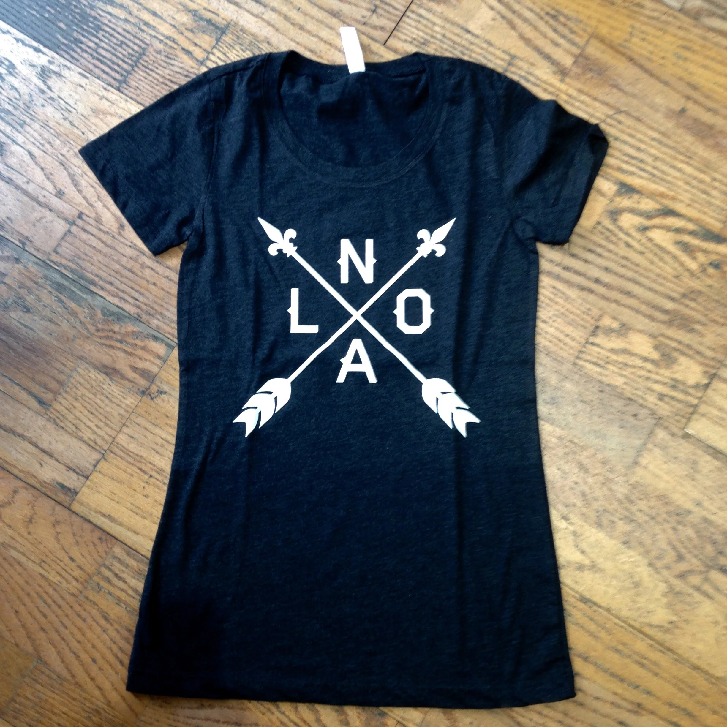 15843 NOLA Arrow, Women's Track T-Shirt