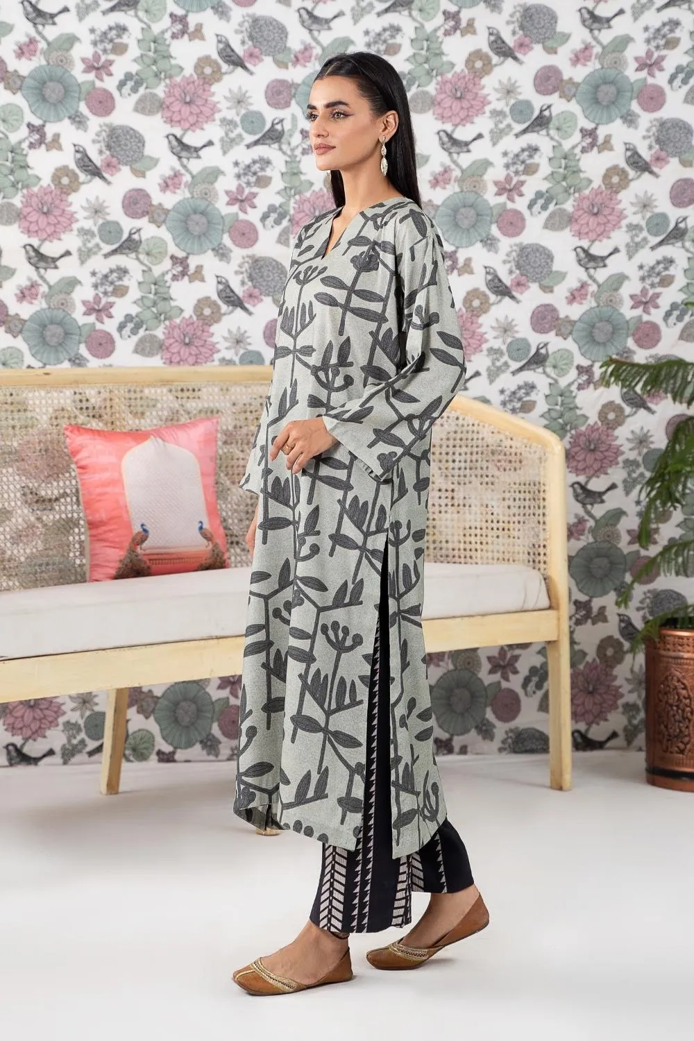 2PC Stitched |Printed Crepe Linen Suit