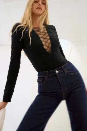 Body With V-Neck And Lacing