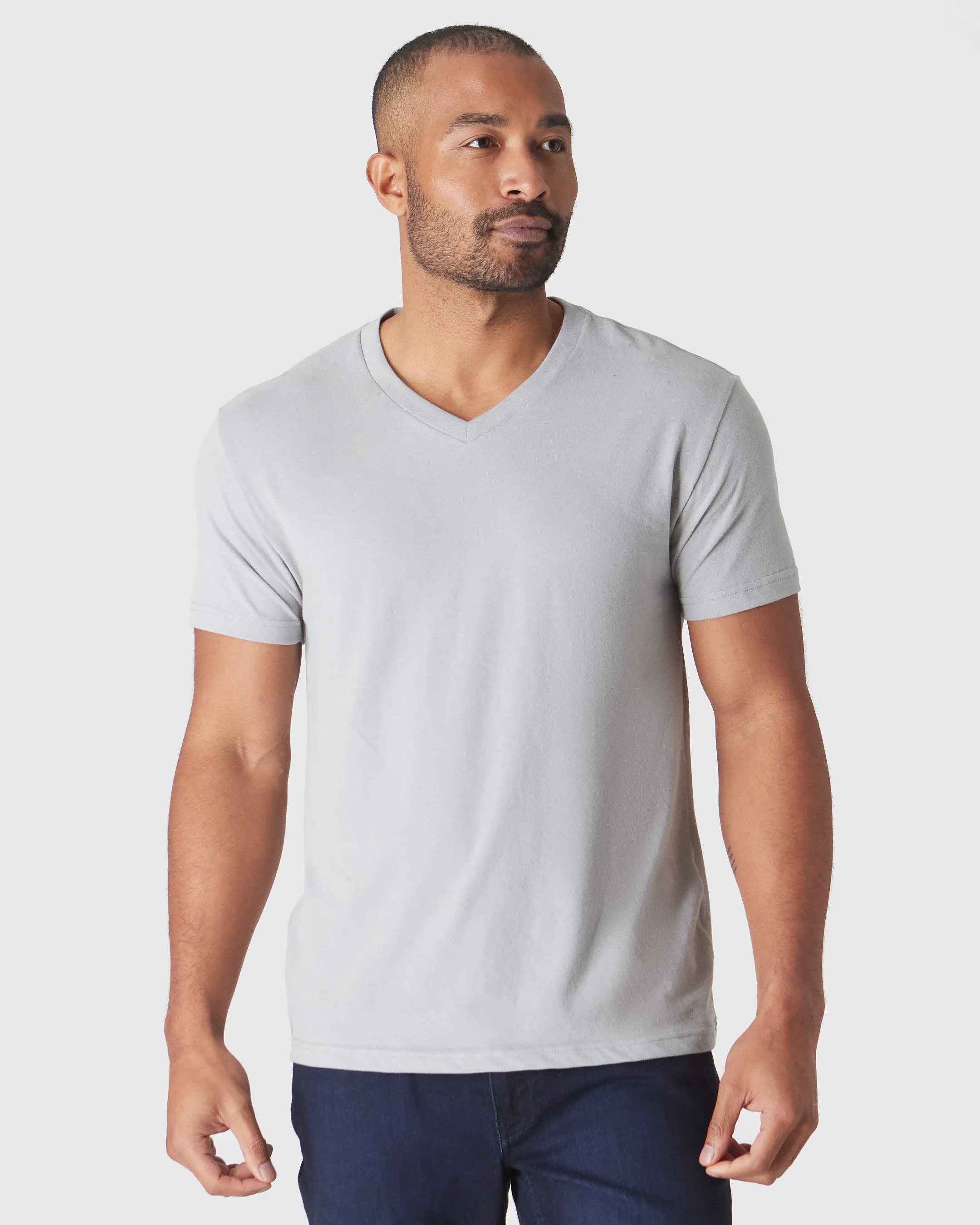 Bold Essentials V-Neck 3 Pack