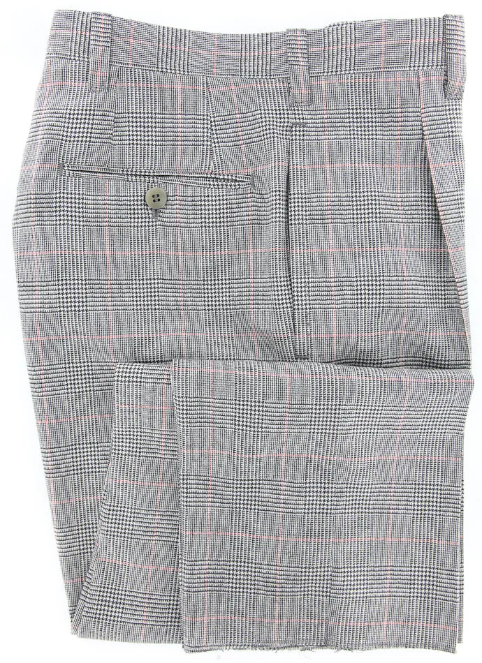 Cesare Attolini Light Gray Suit – Size: 38 US / 48 EU