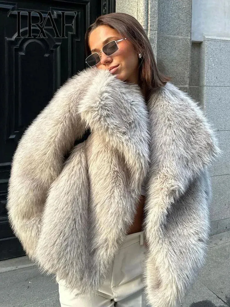 Chic Sequin Woven Jacket for Women – Metallic Loose Fit Winter Coat