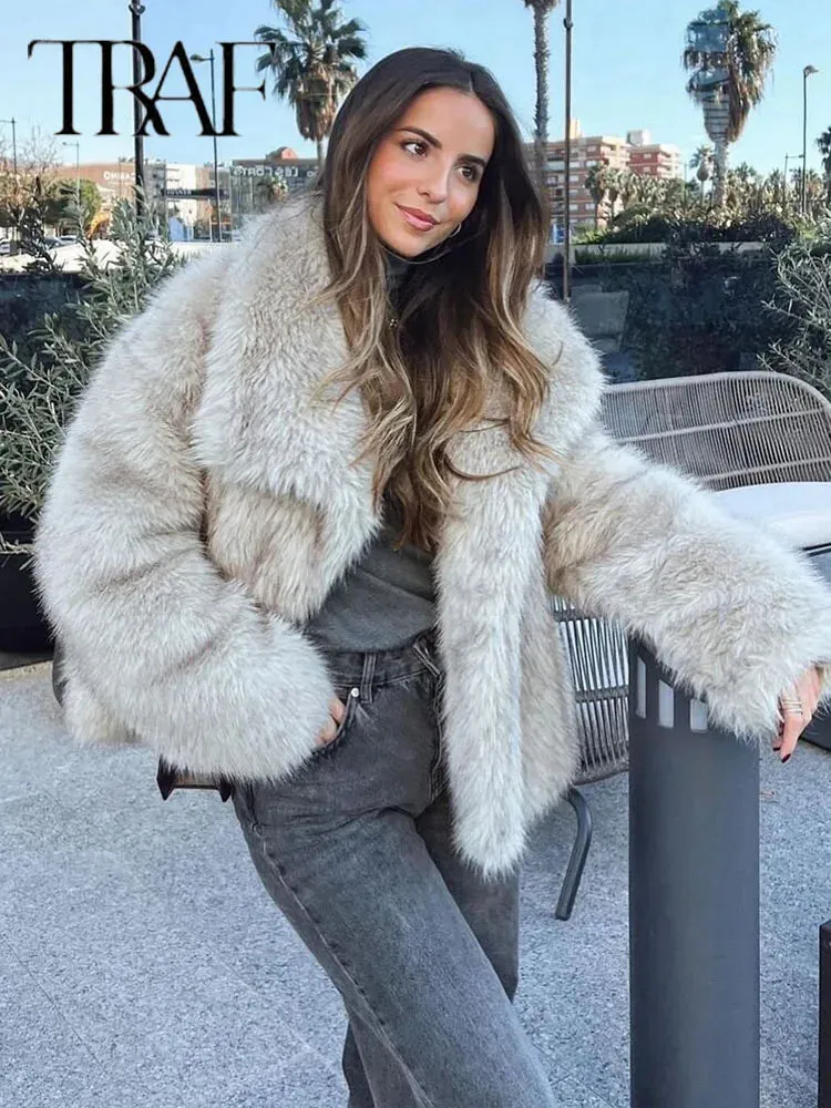 Chic Sequin Woven Jacket for Women – Metallic Loose Fit Winter Coat