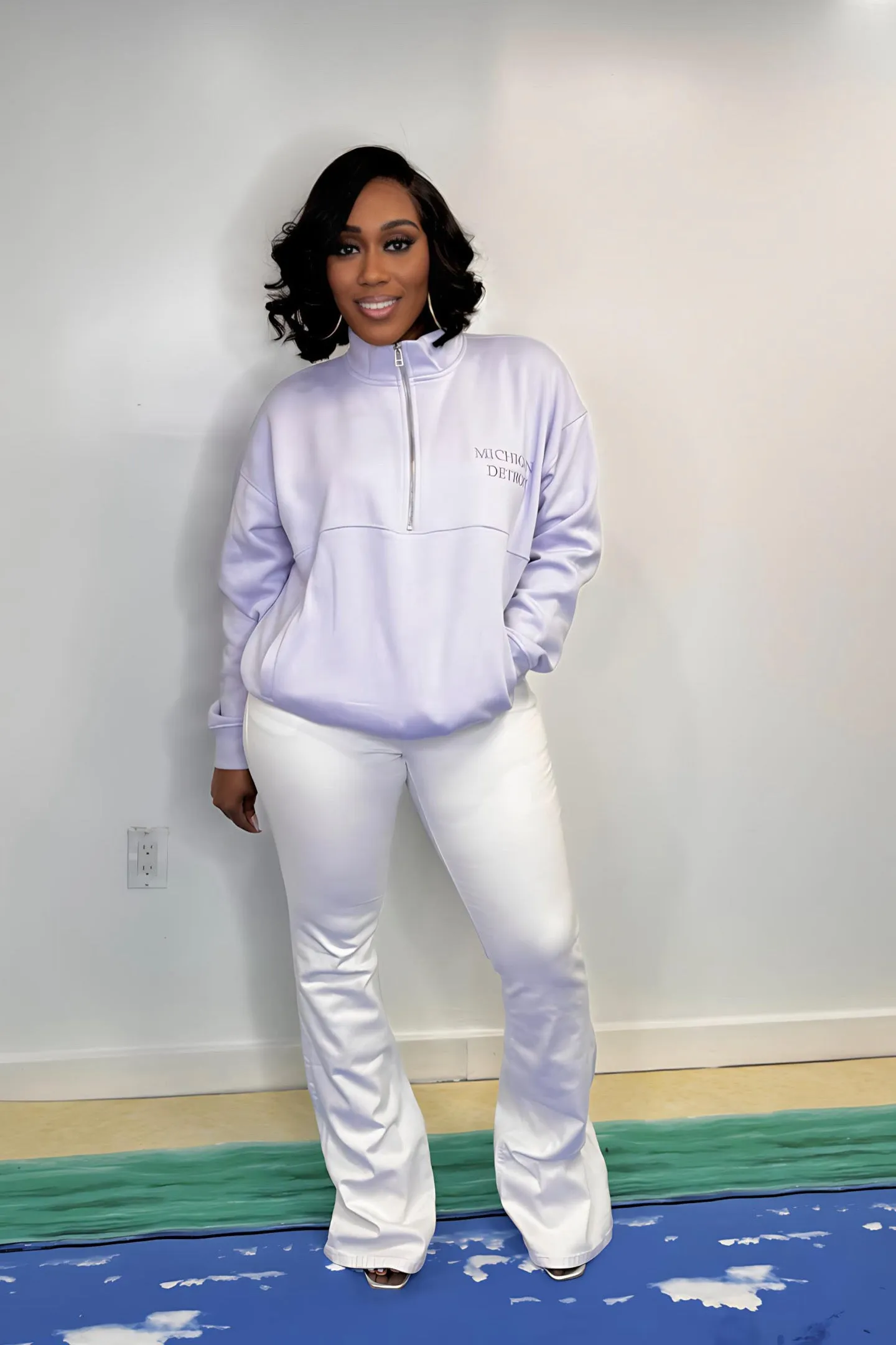 DETROIT MICHIGAN PULLOVER