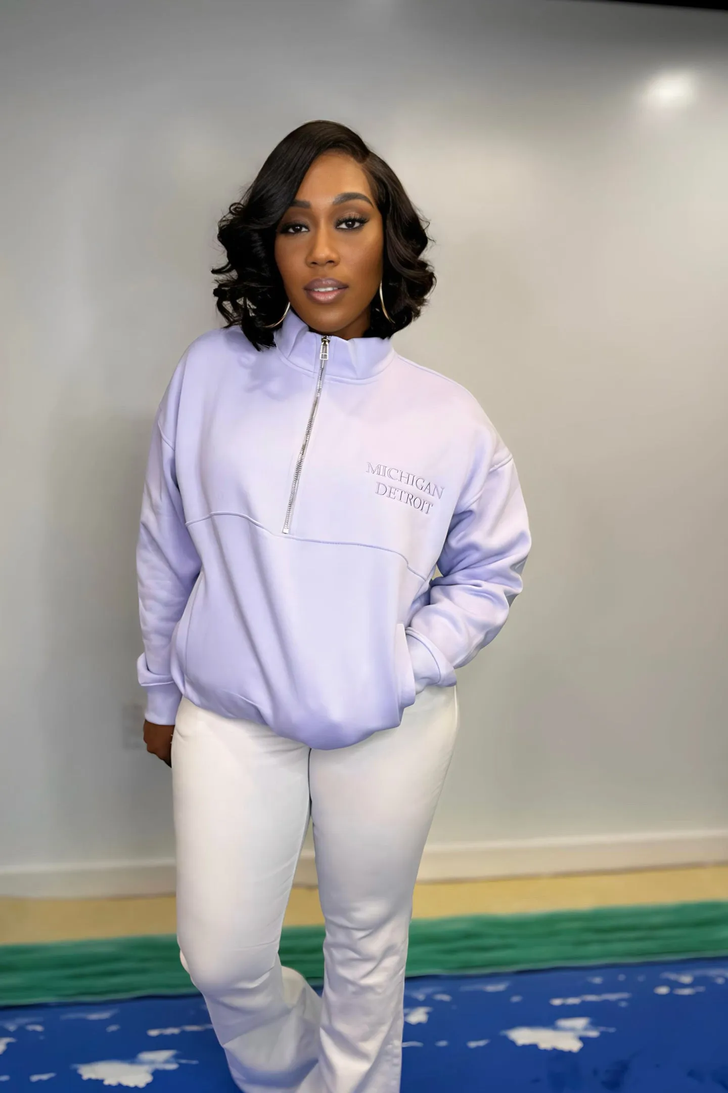 DETROIT MICHIGAN PULLOVER