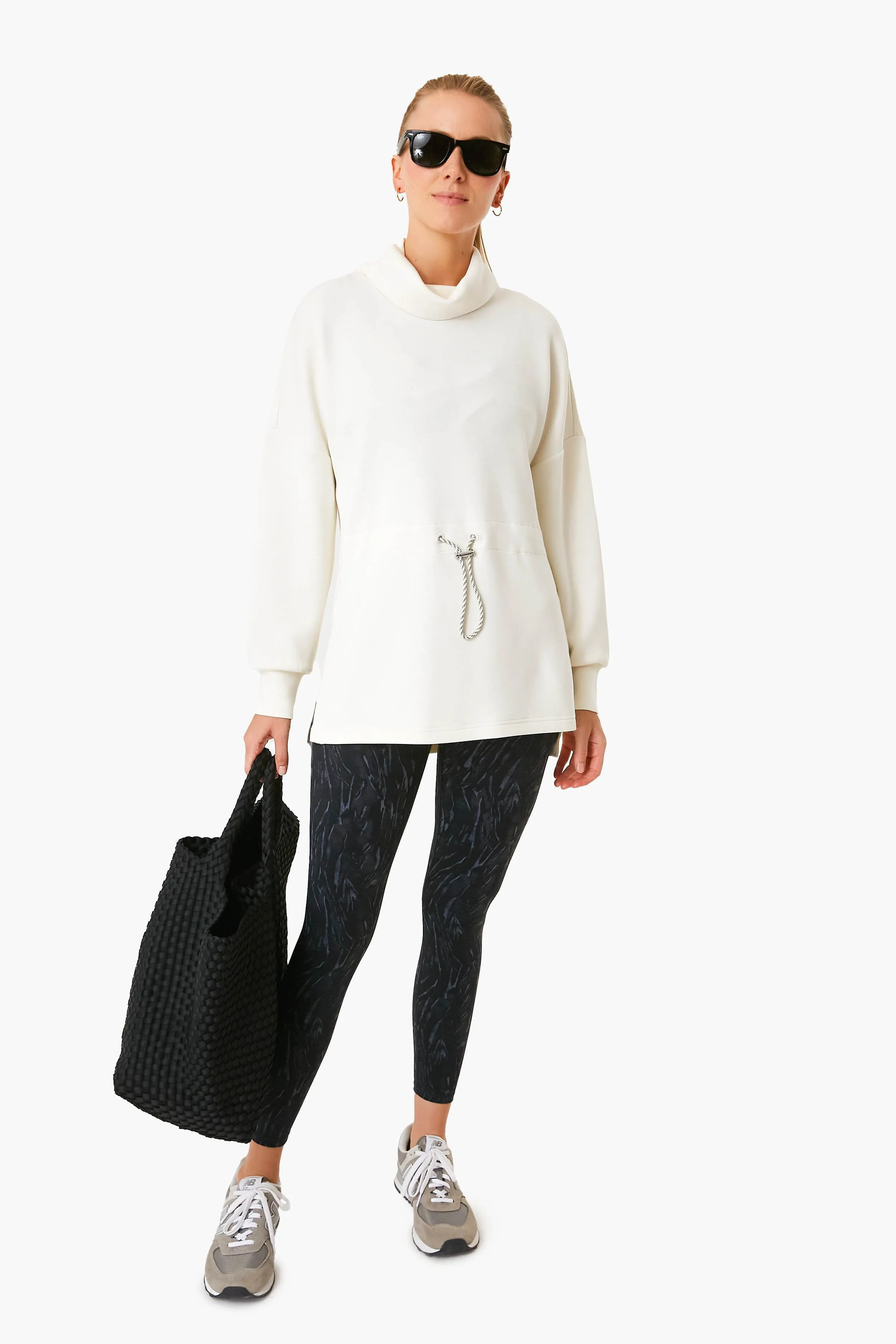 Egret Freya Sweat