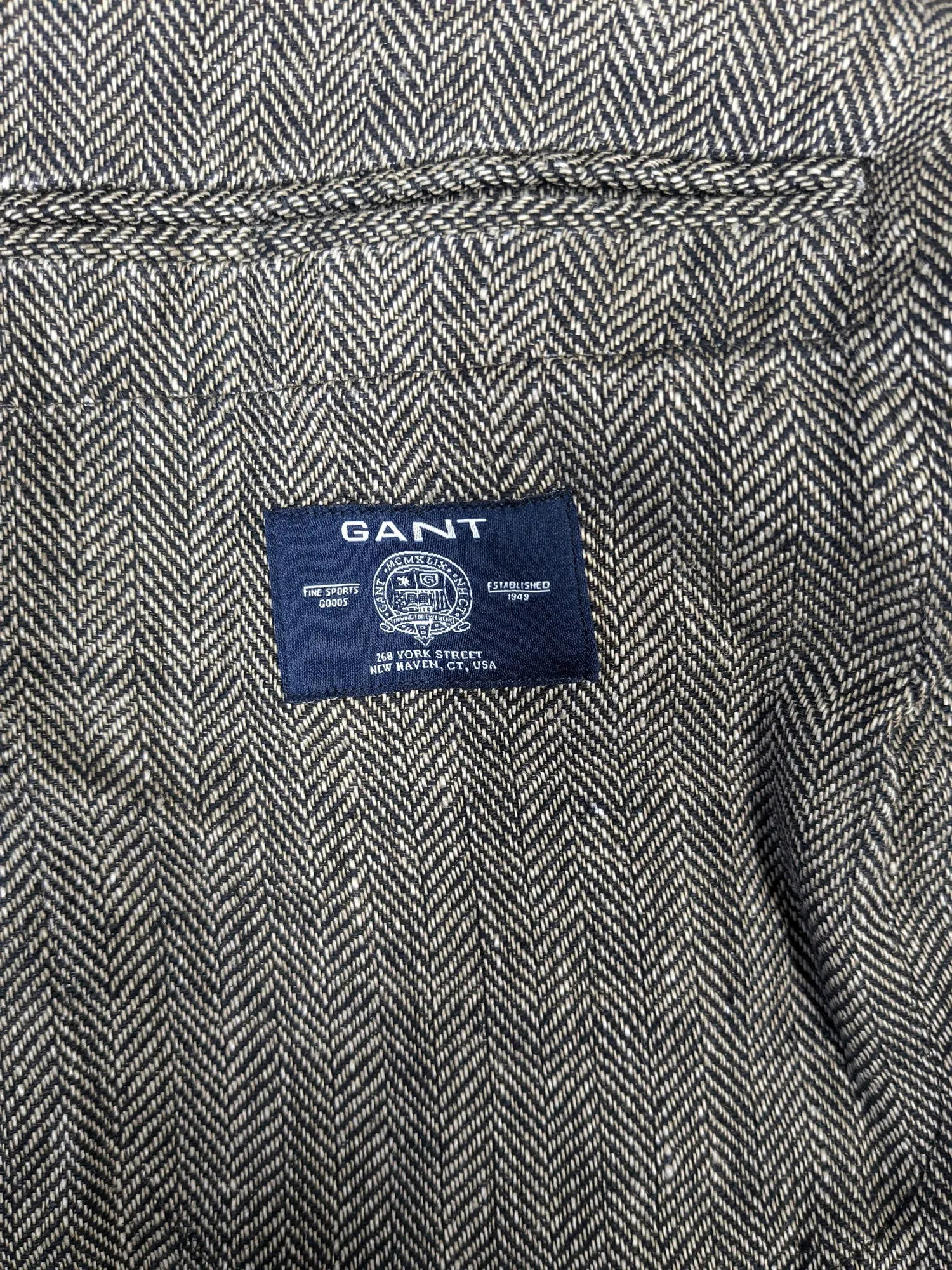 GANT Men's Dark Brown Preppy Herringbpne 2 Button Blazer 76538 Size 52 NWT