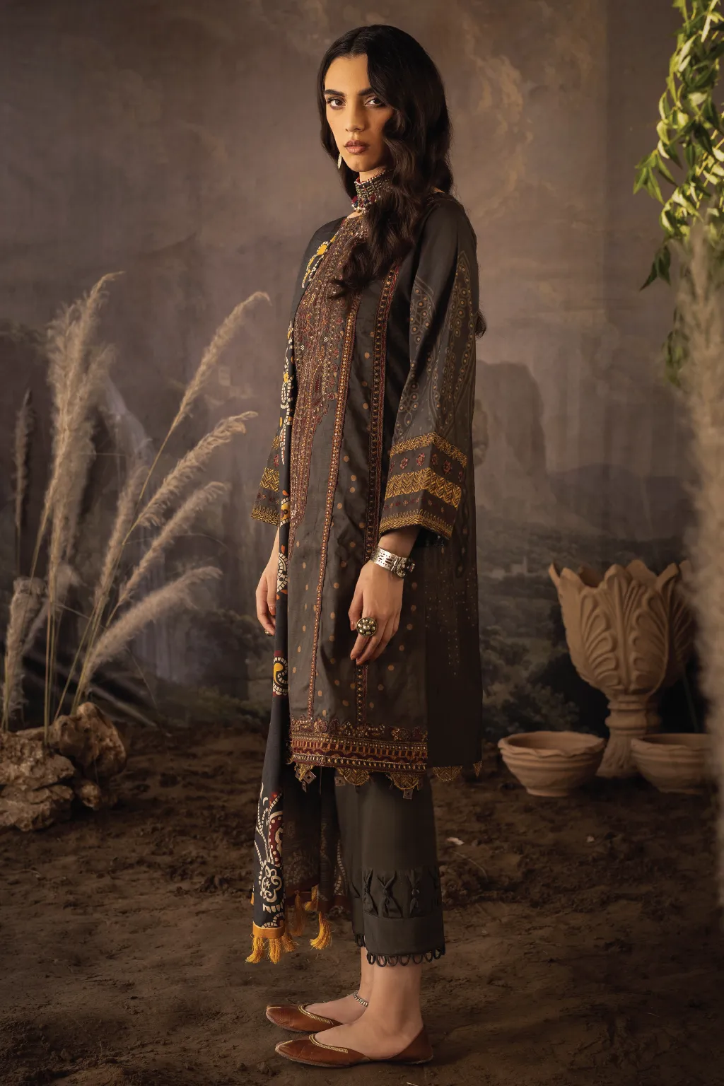 ILC-02 FAWHA - 3PC | Iznik Zarafshan Linen Collection 2021 | Unstitched Embroidered Linen Organza Suits