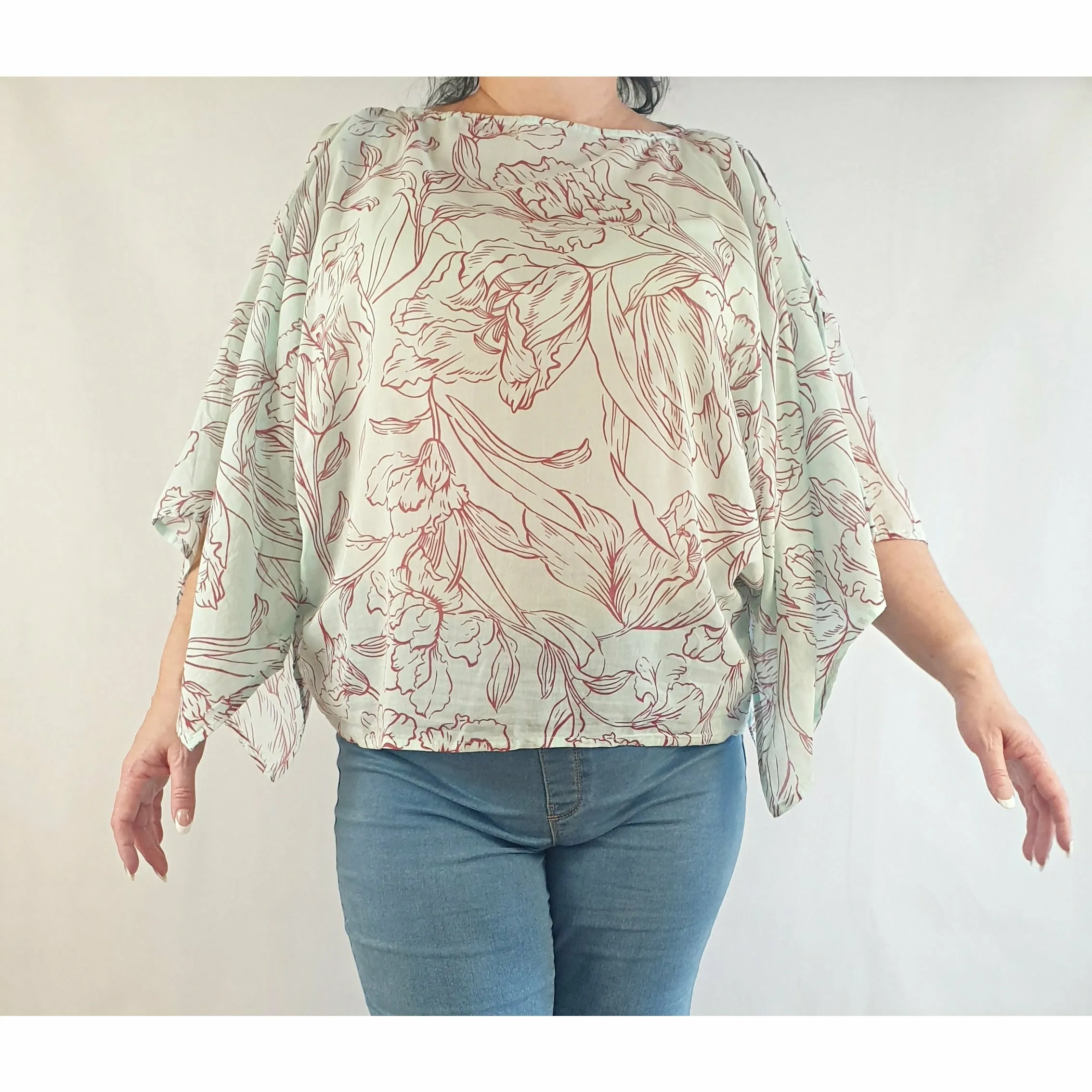 Jacques Ruc oversize blue shirt with red flower print size L (fits size 16-18)