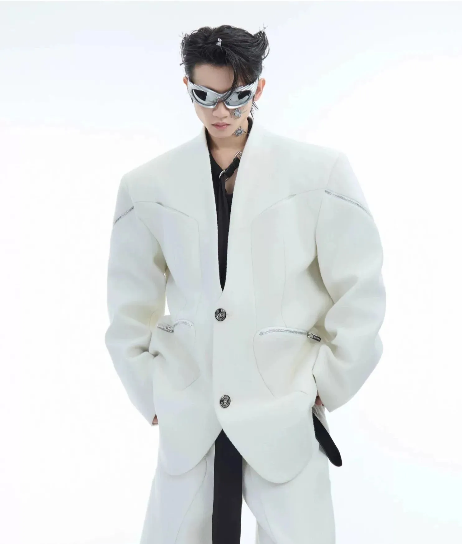 Loose Fit Blazer with Padded Shoulders