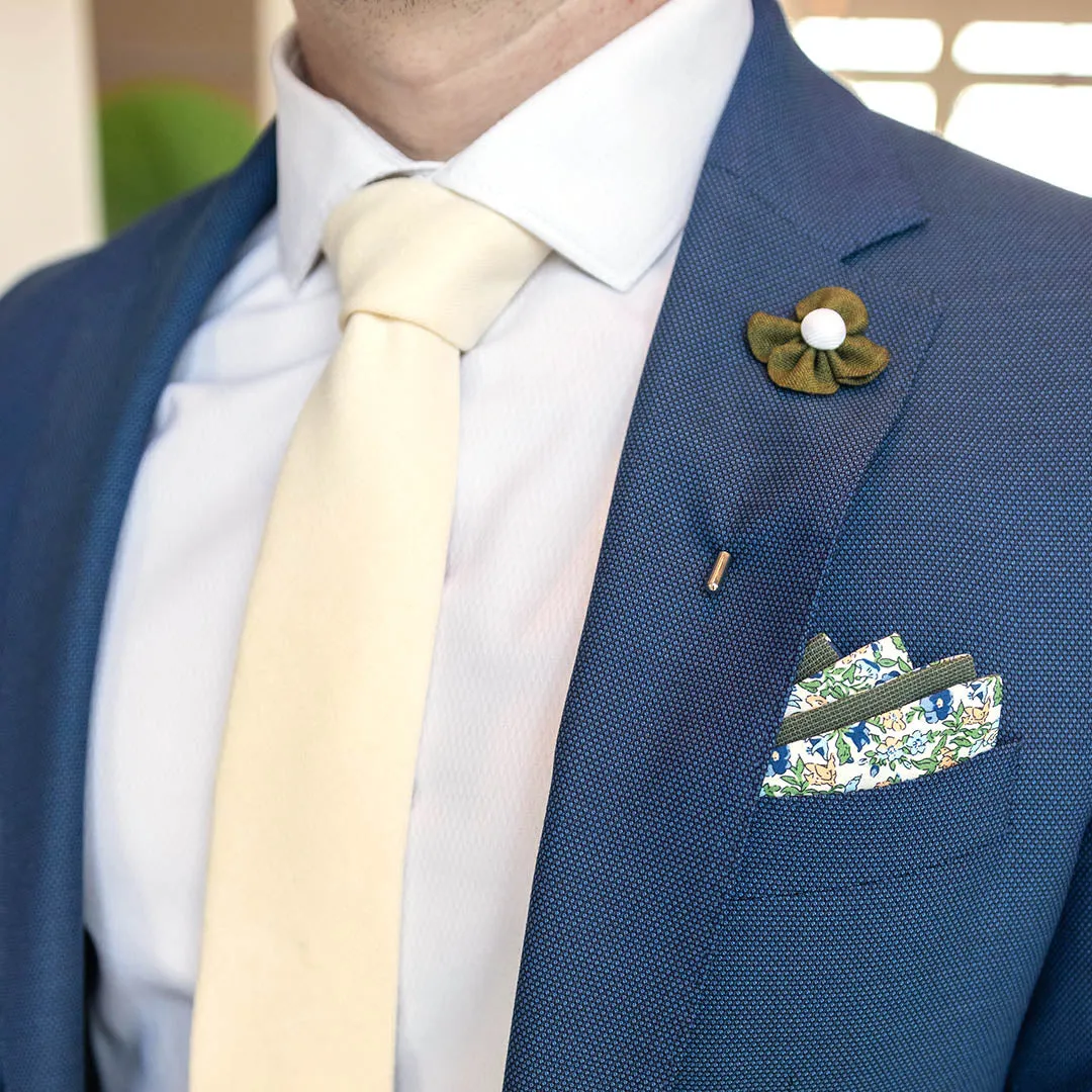 Microsuede Canary Ivory Tie Set