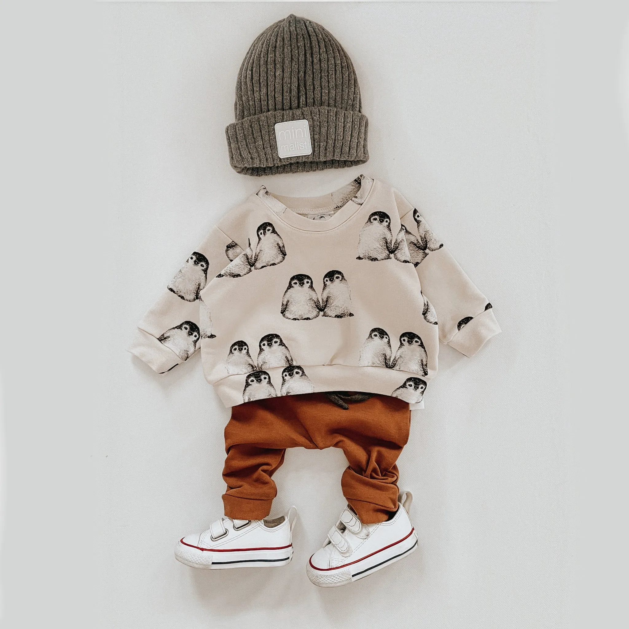 Oversized Sweatshirt with Penguins