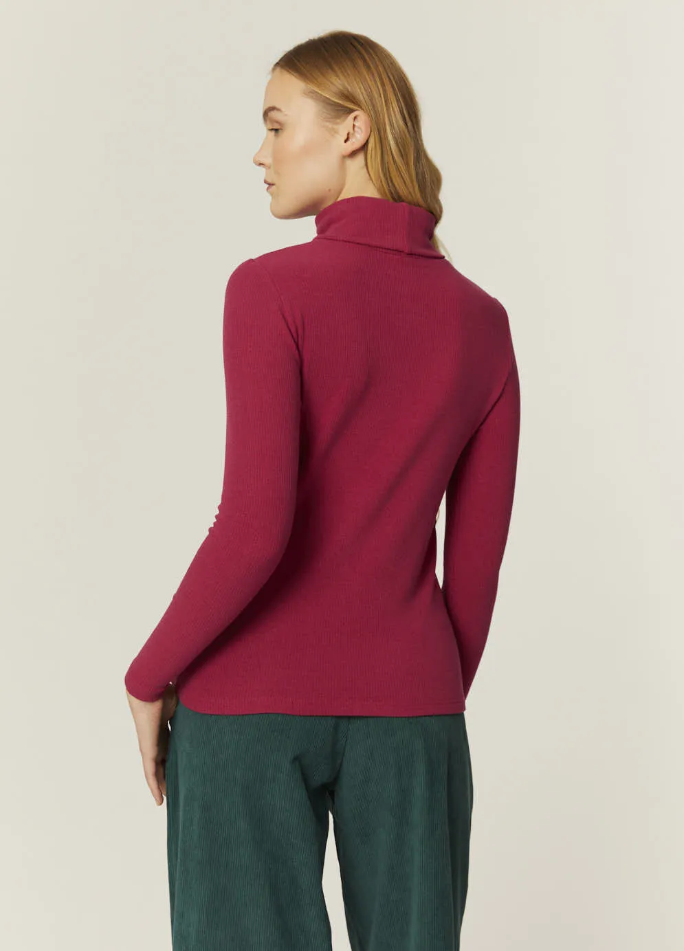 Pepaloves Turtleneck Top