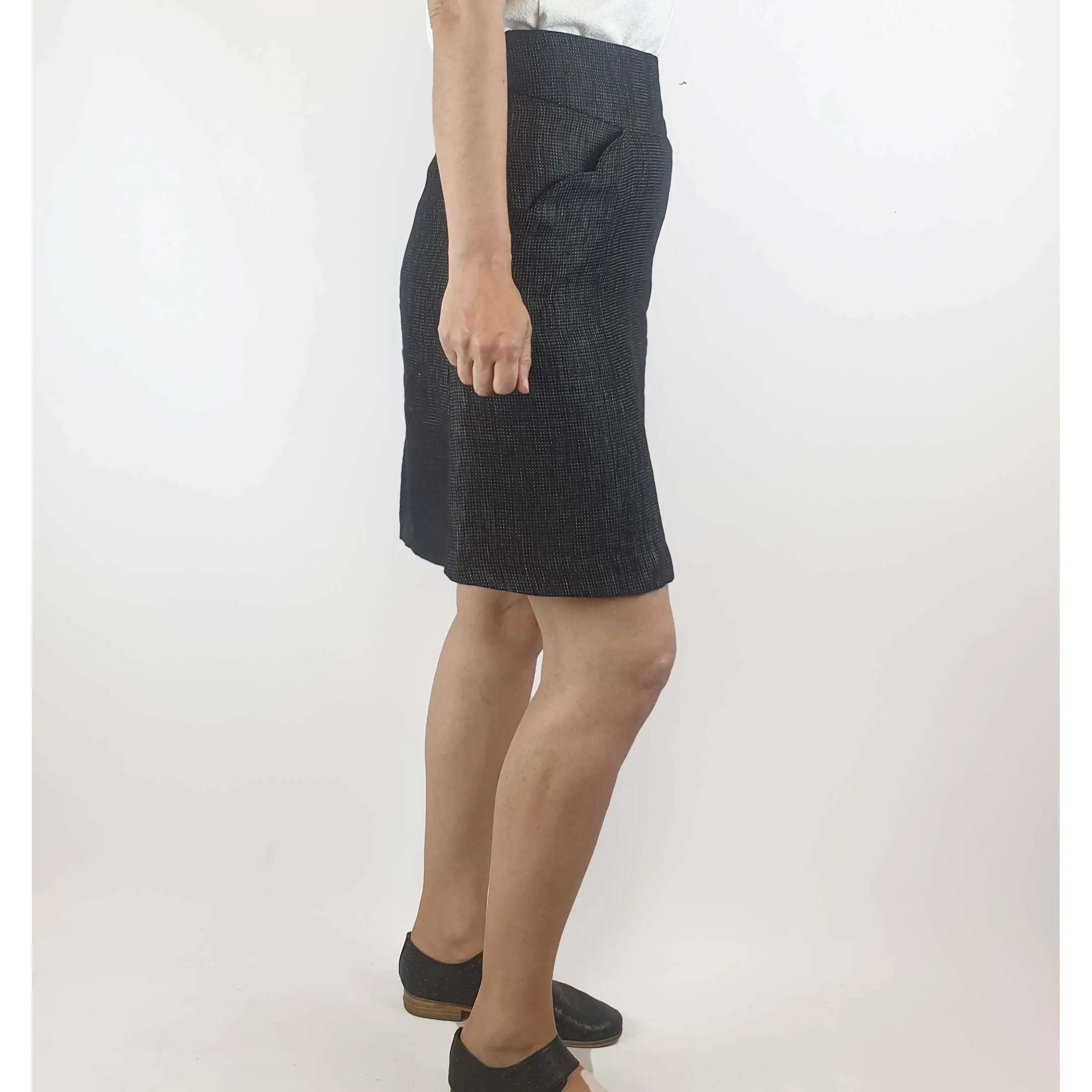 Preap Coutts preloved charcoal 100% linen skirt size 1 (best fits size 8)