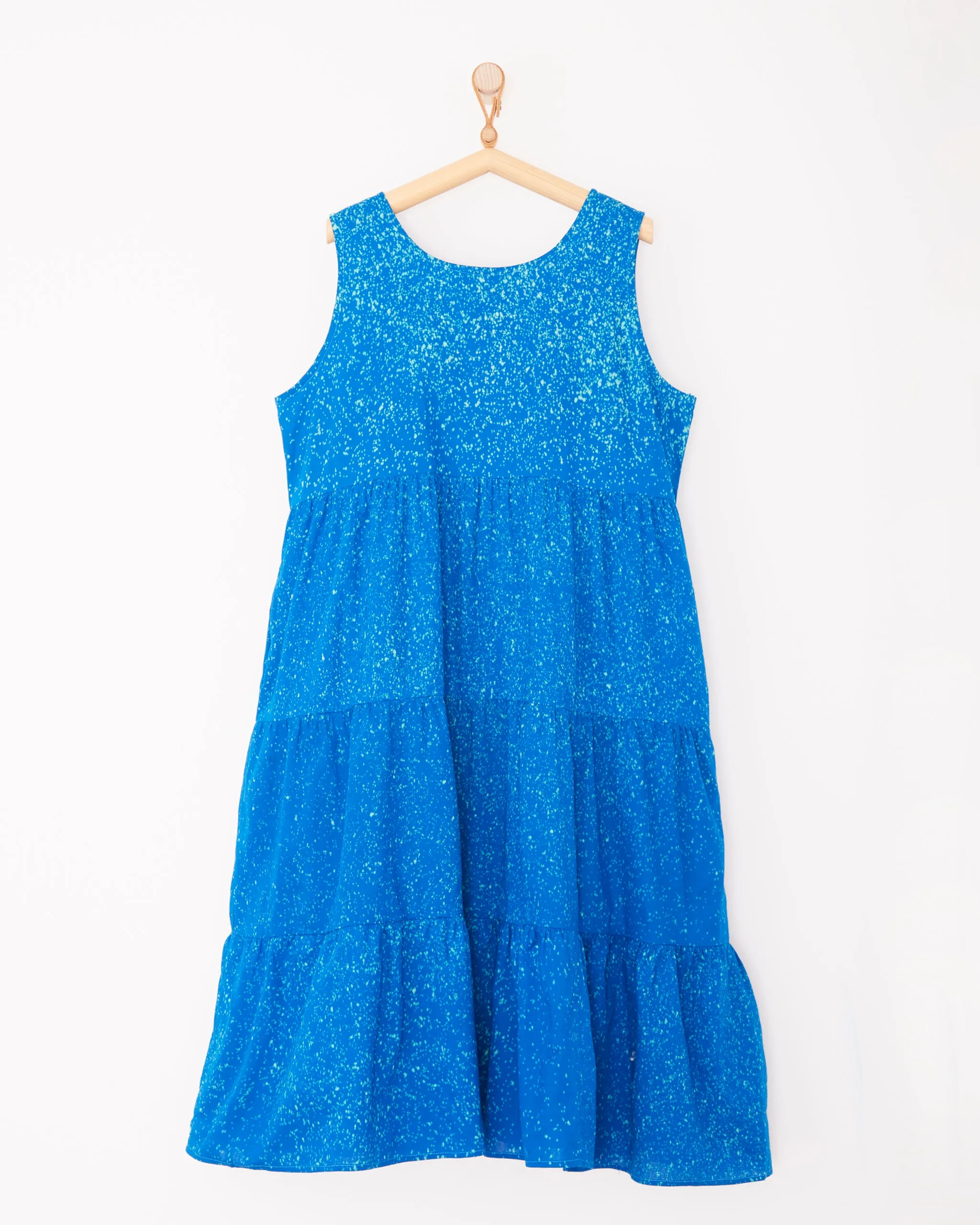 Tiered Sleeveless Sula Dress in Blue Speckle