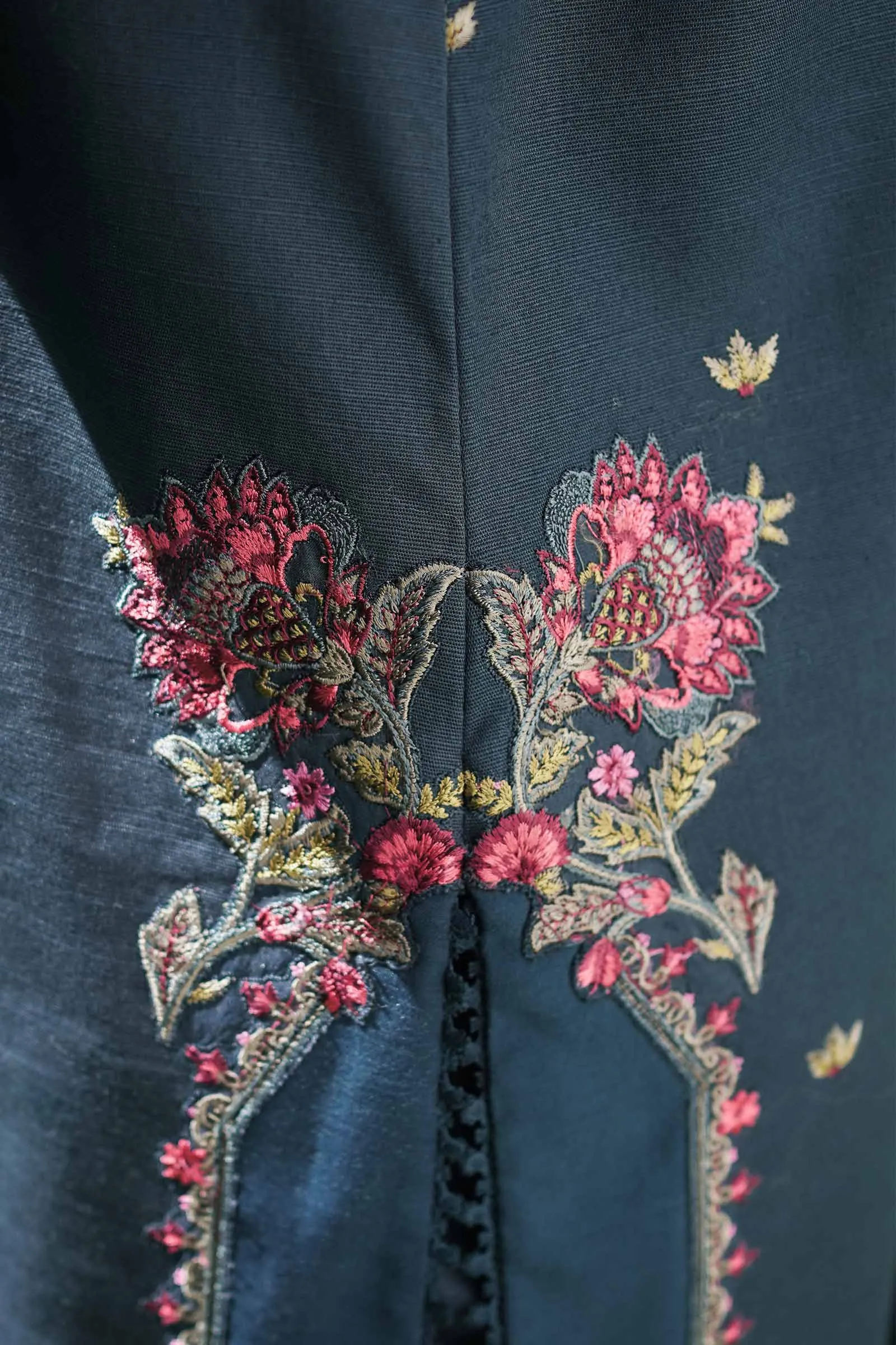 ZW22-1B | Zara Shahjahan Coco Winter Collection 2022 | Unstitched Embroidered Khaddar Linen  Suits