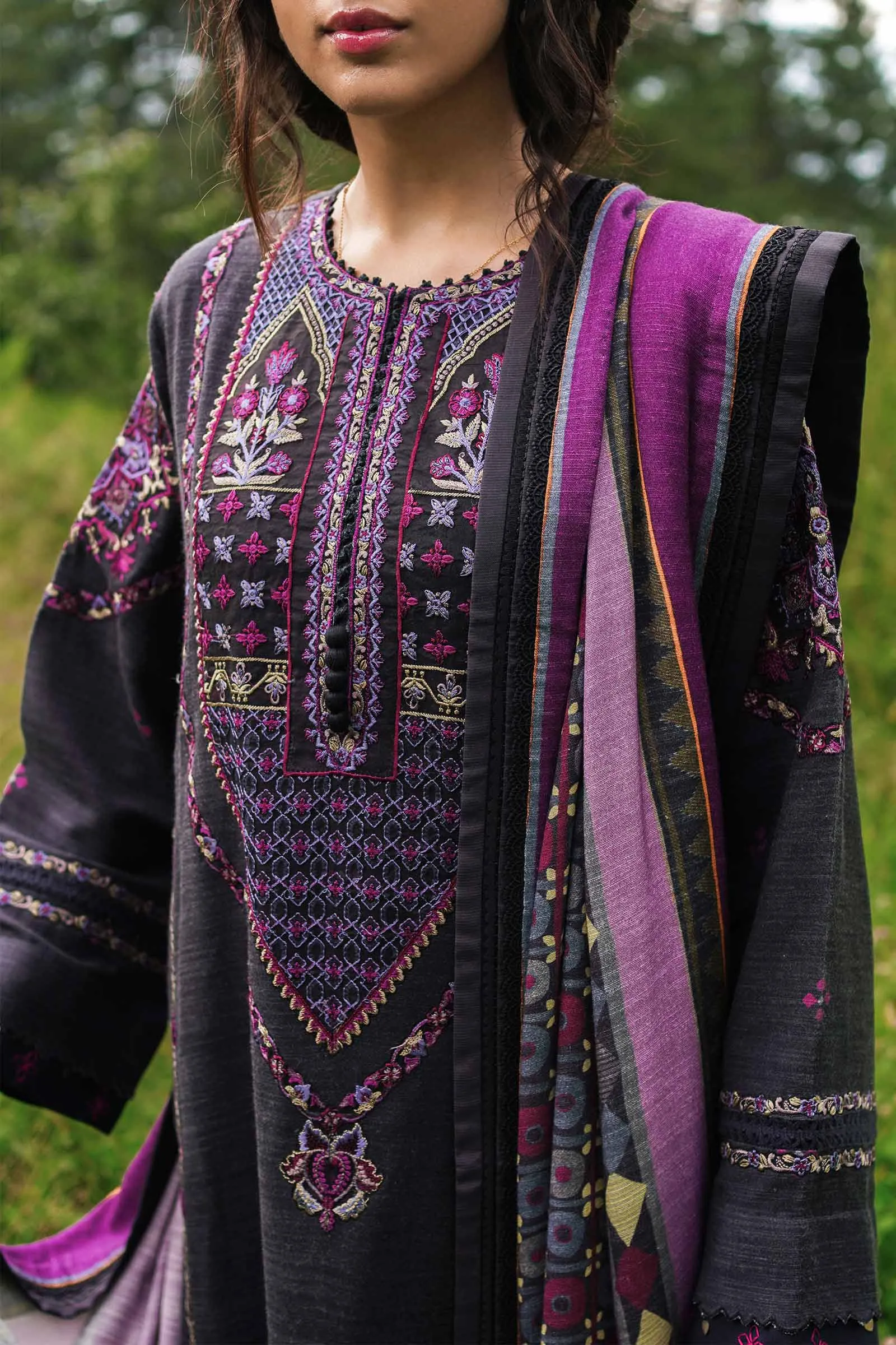 ZW22-5A | Zara Shahjahan Coco Winter Collection 2022 | Unstitched Embroidered Khaddar Linen  Suits
